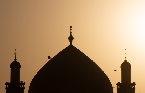 قبة ومنارة مرقد الامام علي (عليه السلام)