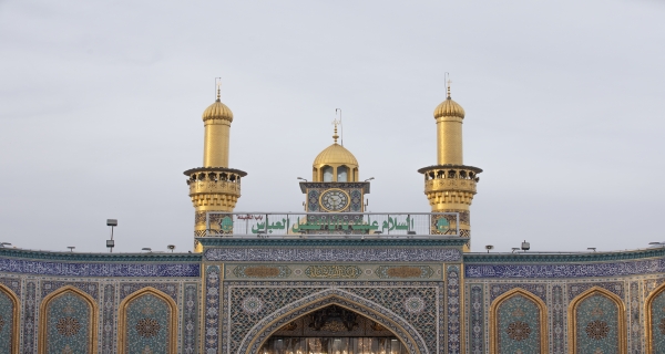 اَلسَّلامُ عَلَيْكَ يا اَبَا الْفَضْلِ الْعَبّاسَ ابْنَ اَميرِ الْمُؤْمِنينَ