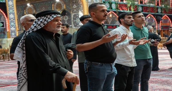 أجواء الدعاء في الصحن العباسي الشريف