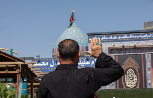 السَّلامُ عَلَيكَ يا بَقِيَّةَ اللهِ في أرضِهِ