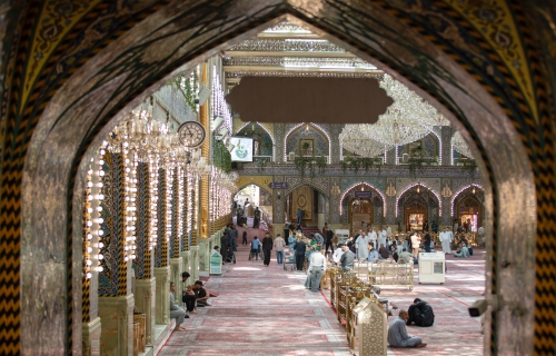 صحن المولى أبي الفضل العباس (عليه السلام)